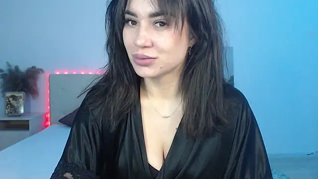 Snapshot of RoxannePure chatting on 12-05-25, 03:48 RoxannePure online show from 12-05-25, 03:48