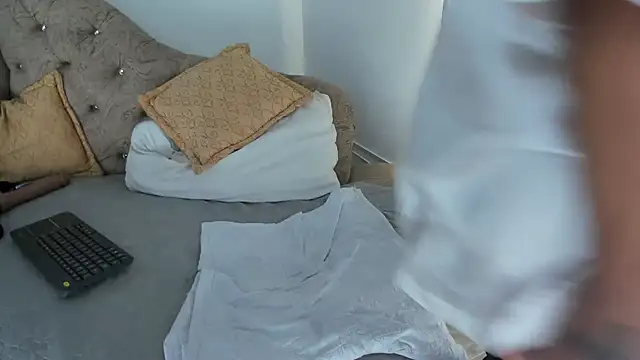 Naughty  Mom online show from 12-22-24, 01:44