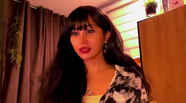 Snapshot of YOURCRISTINAS chatting on 01-12-25, 02:30 YOURCRISTINAS online show from 01-12-25, 02:30