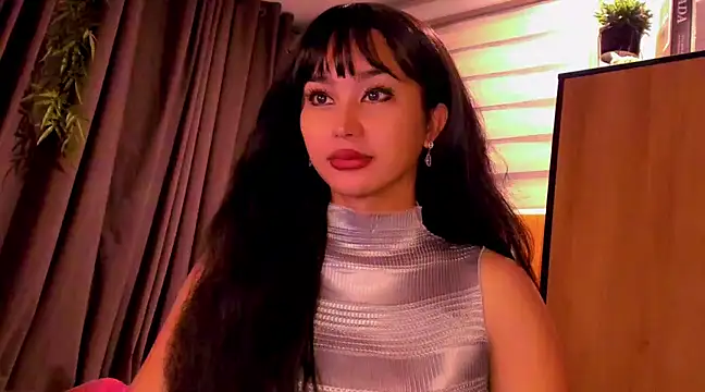 Snapshot of YOURCRISTINAS chatting on 01-16-25, 12:45 YOURCRISTINAS online show from 01-16-25, 12:45