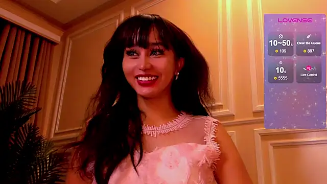 Snapshot of YOURCRISTINAS chatting on 10-29-25, 04:15 YOURCRISTINAS online show from 10-29-25, 04:15