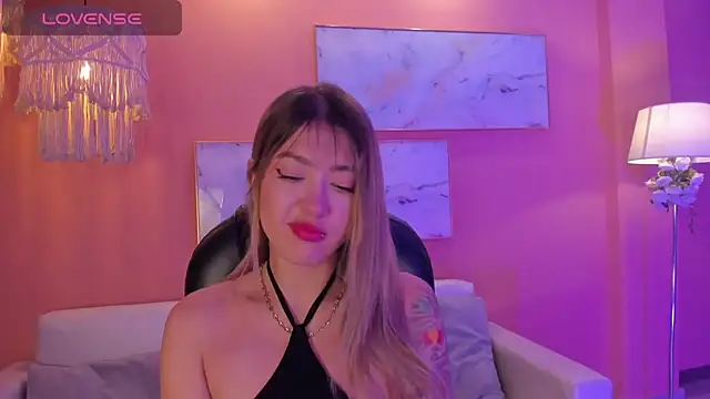 EveBensonX online show from 02-23-25, 06:23