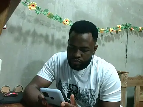 2ocmaxi online show from 09-08-25, 11:59