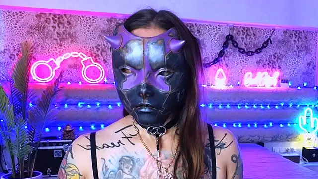 Cool Freak  online show from 10-04-25, 10:13