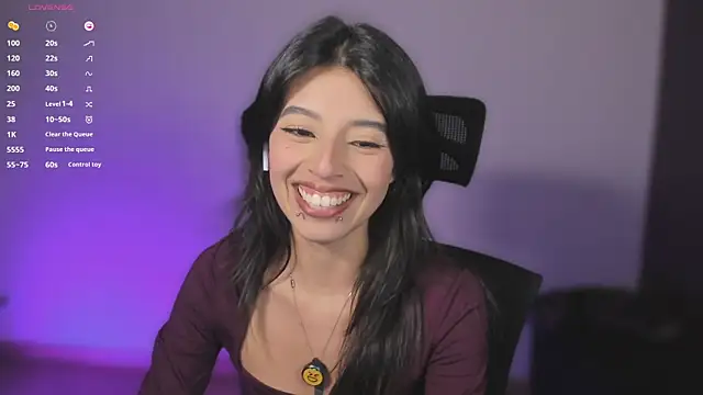 Snapshot of NanaRott chatting on 04-28-26, 01:48 NanaRott online show from 04-28-26, 01:48