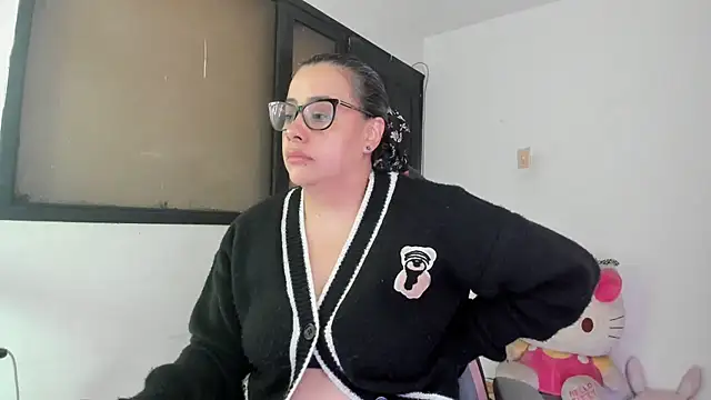 smile sweetpao online show from 02-26-25, 11:52