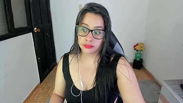 smile sweetpao online show from 03-04-25, 06:47