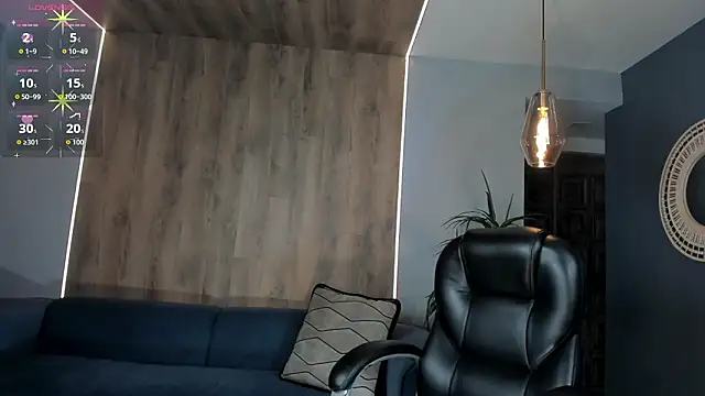 Snapshot of RenataReyes chatting on 03-01-26, 10:12 RenataReyes online show from 03-01-26, 10:12