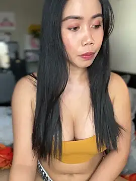 JazzieXo online show from 12-19-24, 10:32