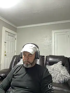 Cristian-Brayan online show from 09-15-25, 12:16