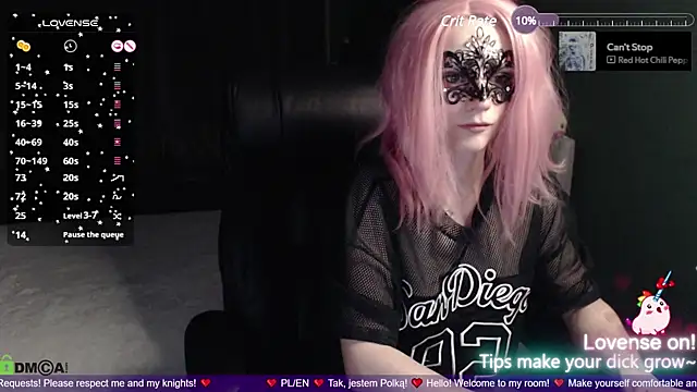 Snapshot of strawberry_muffin chatting on 02-07-25, 05:40 strawberry muffin online show from 02-07-25, 05:40