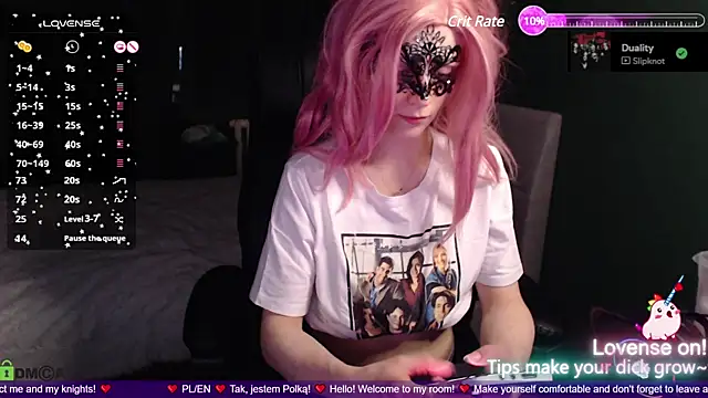 Snapshot of strawberry_muffin chatting on 02-13-25, 06:38 strawberry muffin online show from 02-13-25, 06:38
