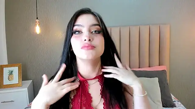 Alexa Thaylor  online show from 02-06-25, 01:32