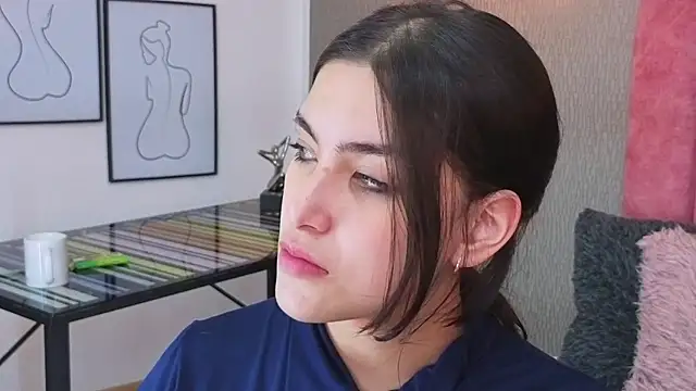 Alexa Thaylor  online show from 04-13-26, 03:50