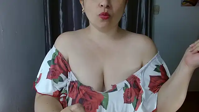 Snapshot of Victoriaevans1 chatting on 11-09-25, 05:33 Victoriaevans1 online show from 11-09-25, 05:33