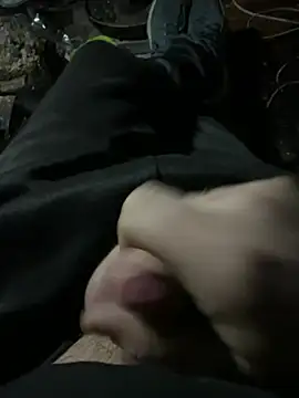 Snapshot of kleinerAlex chatting on 03-02-26, 03:20 kleinerAlex online show from 03-02-26, 03:20