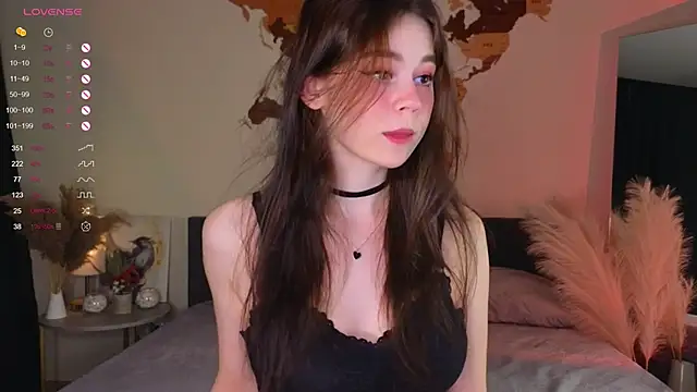 AuroraMari online show from 01-27-25, 11:22