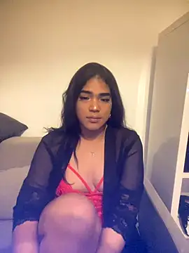 sophiahot thick online show from 11-11-25, 09:15