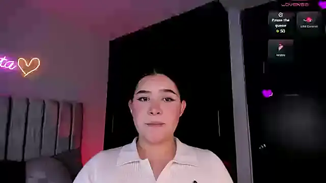 daniela hornny online show from 01-17-25, 03:34