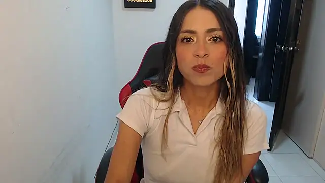 Liamiler01  online show from 11-28-25, 02:53