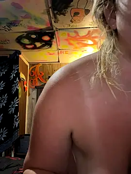 TrashleyRosebud online show from 11-03-25, 02:51