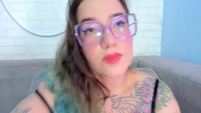 DEVA BLUE  online show from 02-26-25, 05:31