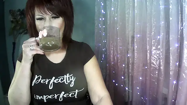 Faraira17 online show from 11-28-25, 02:14