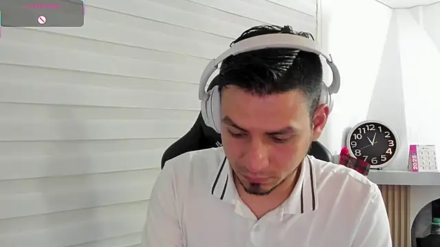 Rick Diesel  online show from 11-27-25, 04:03