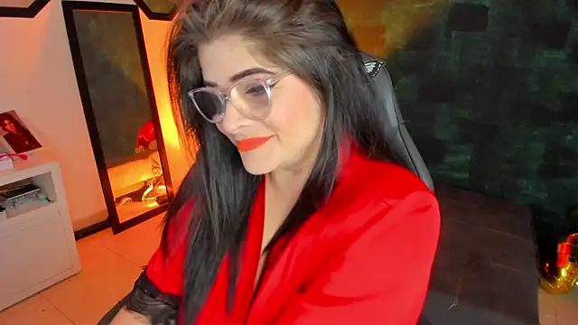 Snapshot of BellaFlaming chatting on 01-12-25, 12:12 BellaFlaming online show from 01-12-25, 12:12