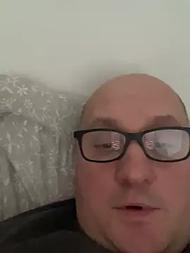 vanjbi45 online show from 02-13-25, 04:17