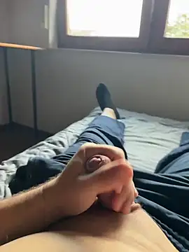 vanjbi45 online show from 10-21-25, 07:53