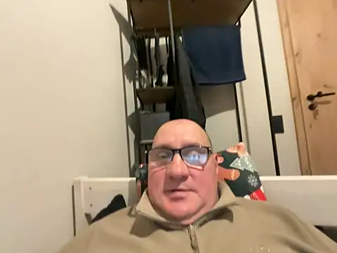 vanjbi45 online show from 01-08-26, 05:48