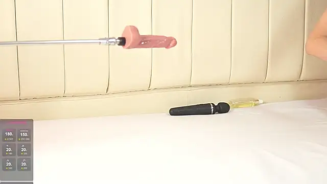 caroline adams  online show from 02-10-25, 10:30