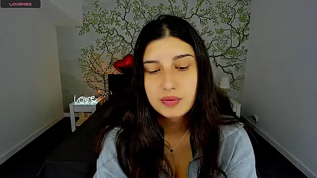 Linda EX online show from 03-15-25, 08:04