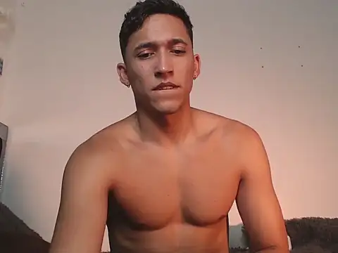 Snapshot of angel_sensual95 chatting on 09-25-25, 02:15 angel sensual95 online show from 09-25-25, 02:15