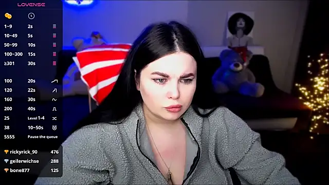 Emily Mo online show from 12-30-24, 11:15