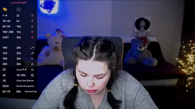 Emily Mo online show from 01-11-25, 06:24