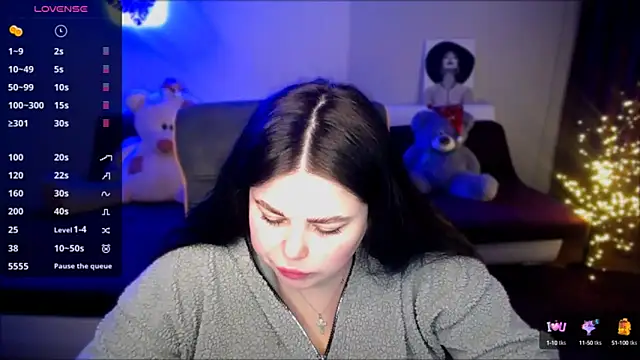 Emily Mo online show from 01-13-25, 06:38