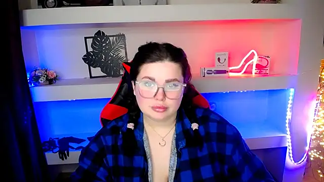 Emily Mo online show from 01-17-25, 09:39