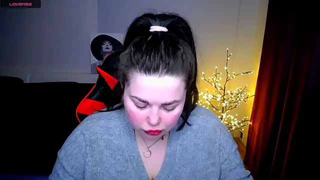 Emily Mo online show from 01-24-25, 06:35