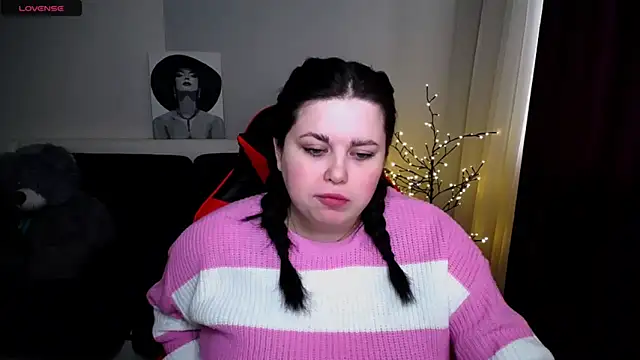 Emily Mo online show from 02-23-25, 09:44