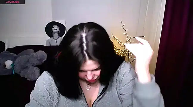 Emily Mo online show from 03-05-25, 06:44