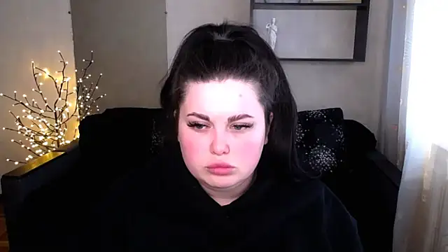 Emily Mo online show from 03-17-25, 09:55