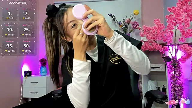 Snapshot of mia_thompsonn_ chatting on 10-08-25, 02:36 mia thompsonn  online show from 10-08-25, 02:36