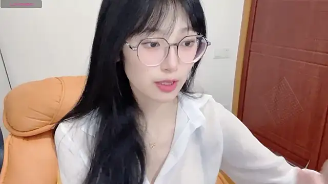 4uoki online show from 09-28-25, 02:22