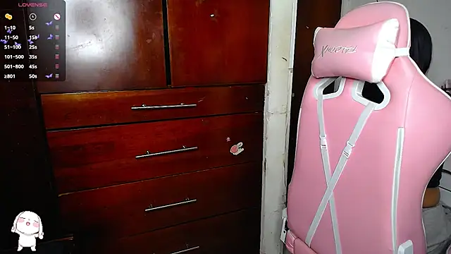 eva six online show from 12-09-24, 08:44