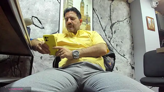 Snapshot of Maxi_TheBigDaddy chatting on 01-16-26, 11:58 Maxi TheBigDaddy online show from 01-16-26, 11:58