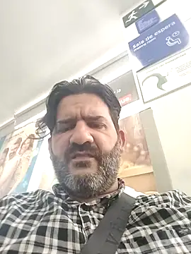 Snapshot of Maxi_TheBigDaddy chatting on 02-06-26, 04:54 Maxi TheBigDaddy online show from 02-06-26, 04:54