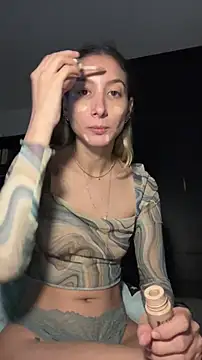 Snapshot of DanikRosse chatting on 01-17-26, 04:39 DanikRosse online show from 01-17-26, 04:39