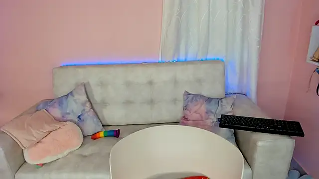 Snapshot of tinysara chatting on 12-06-24, 07:34 tinysara online show from 12-06-24, 07:34